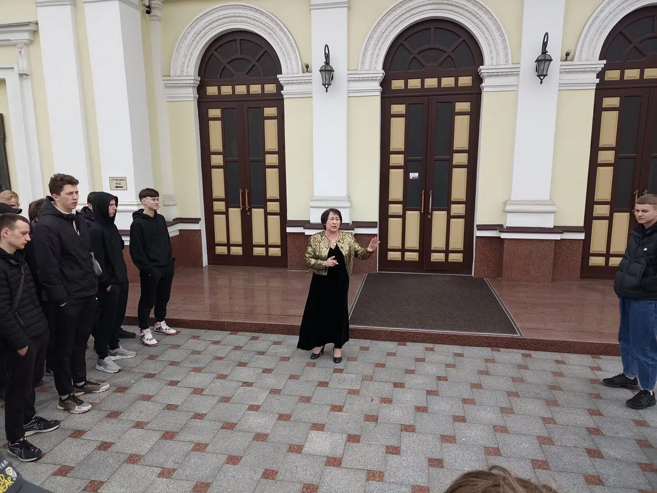 «А льон цвіте синьо-синьо…»