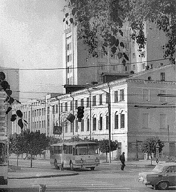 Історія крізь десятиліття