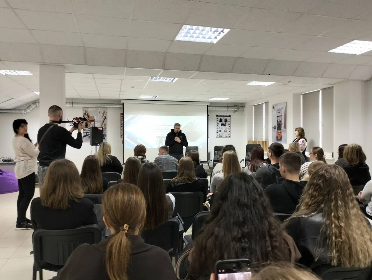 Молодіжний форум «Молодь без бар’єрів»