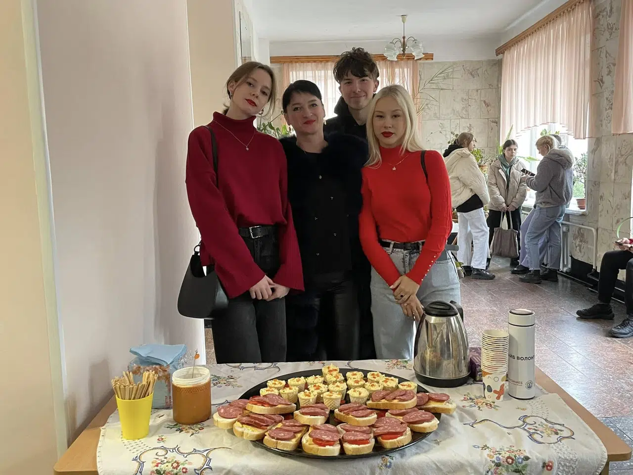 Благодійний ярмарок на допомогу ЗСУ