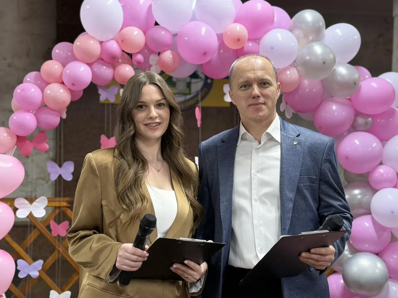 До Міжнародного жіночого дня 8 Березня