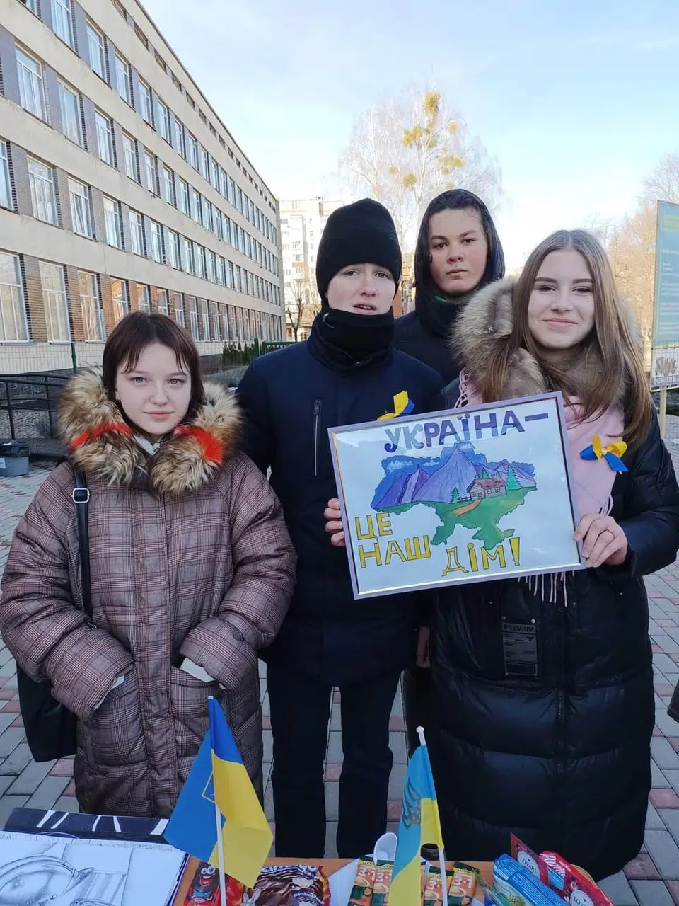 Благодійна ярмарка задля підтримки ЗСУ!