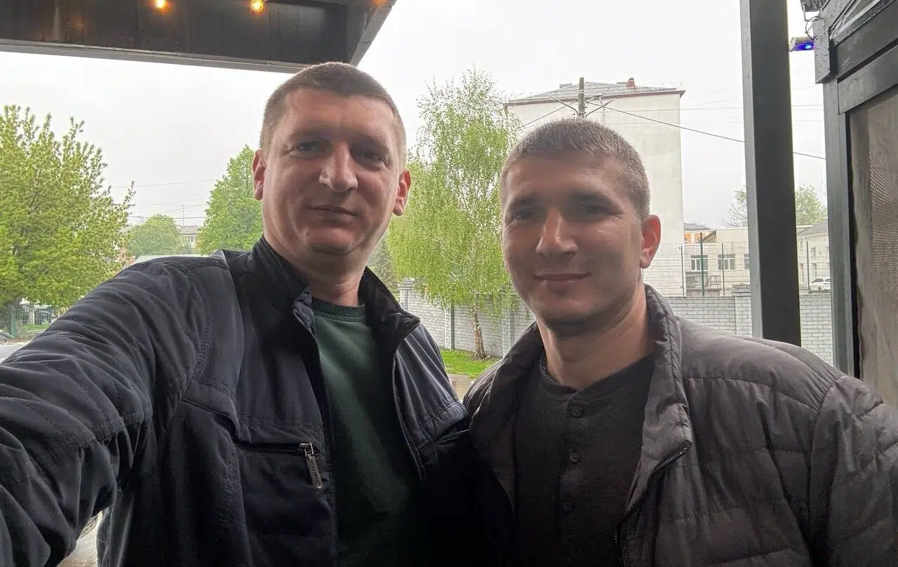 Бог створив життя на Землі, а все інше зробили будівельники