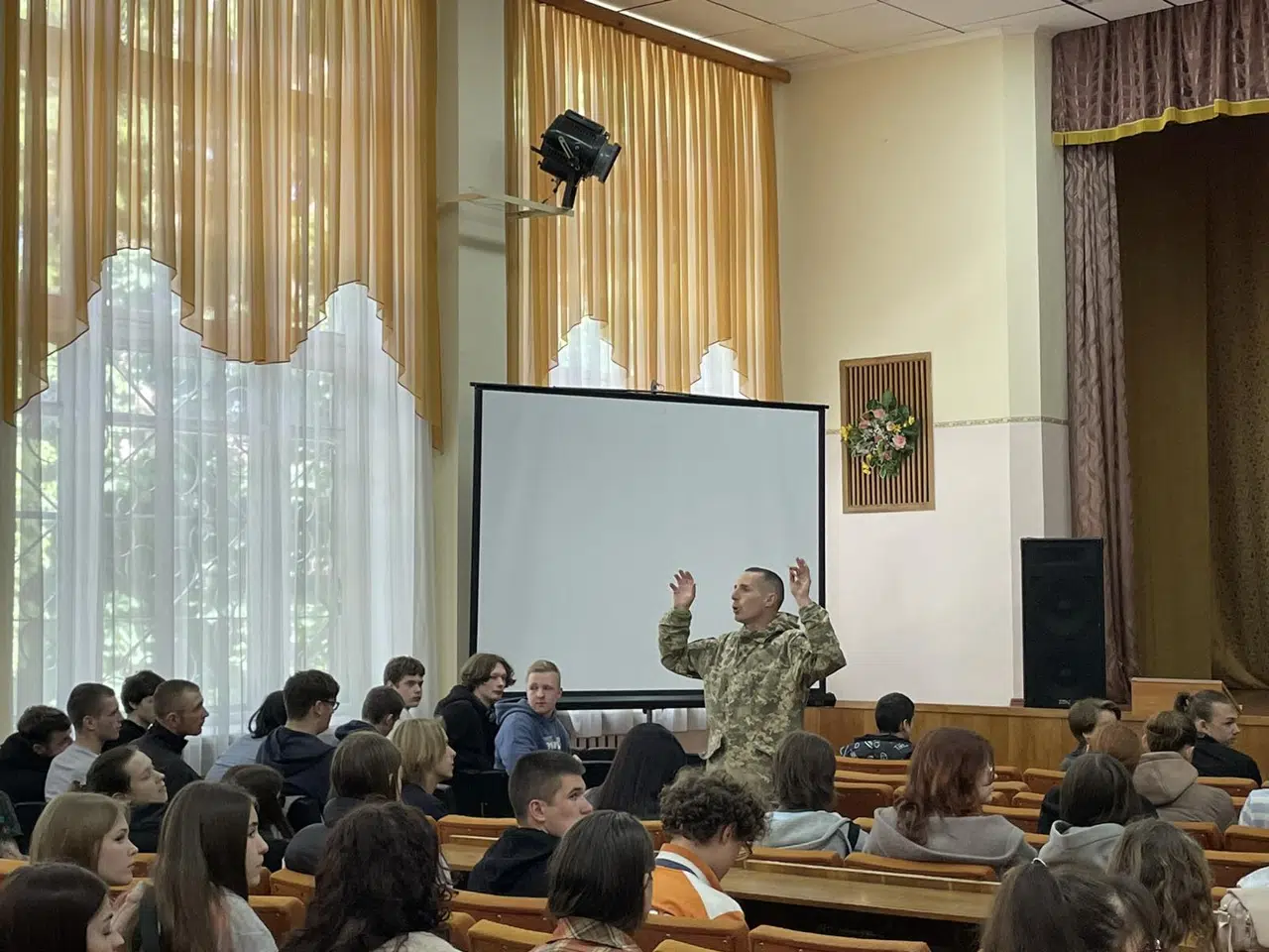 Тренінг на тему “Поведінкові реакції на стресові ситуації. Методи і прийоми самодопомоги”