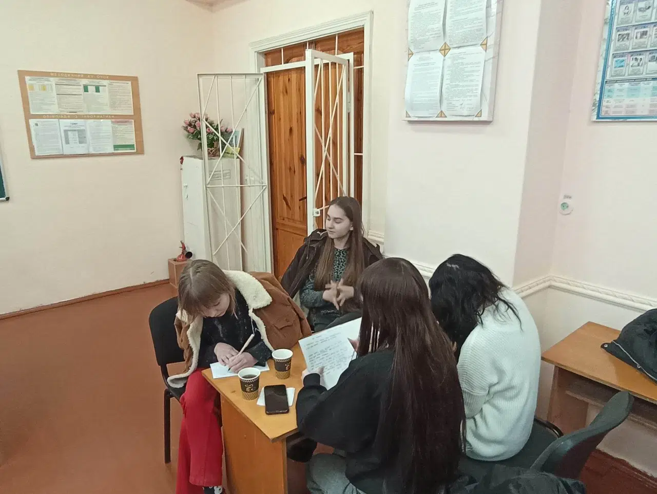 Заняття в студентському дебетному клубі «Вільна думка»